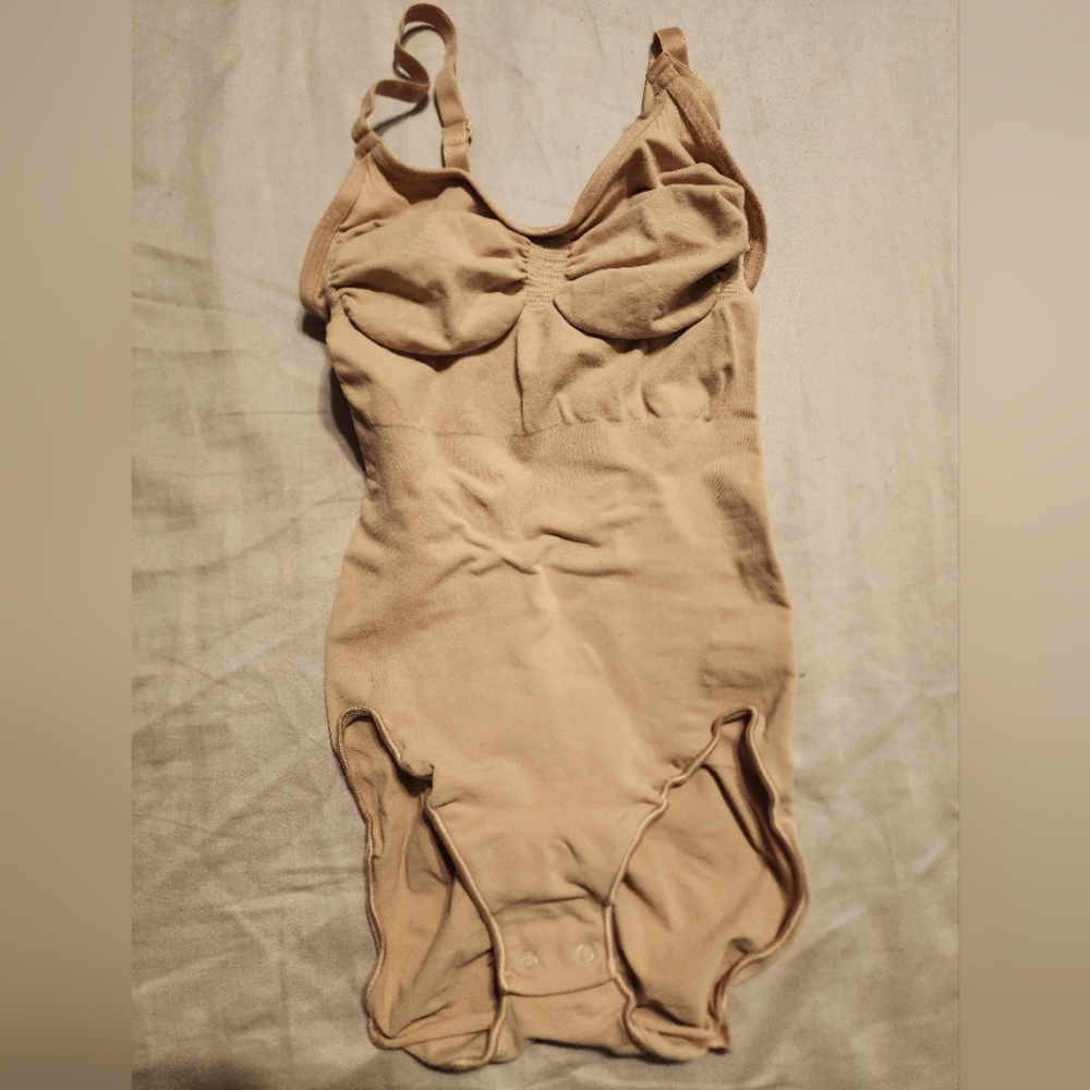 Skims s/m sculpting bodysuit